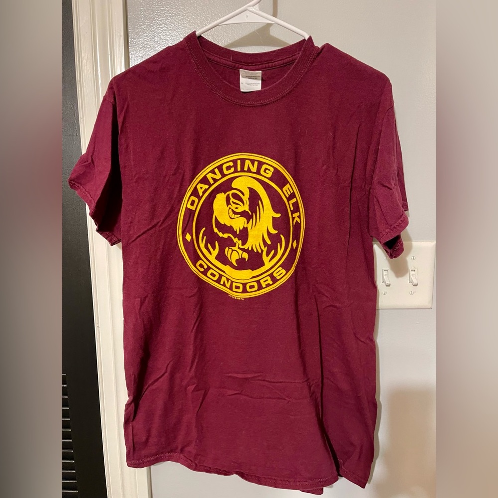 ‘juno’ dancing elks shirt - size medium